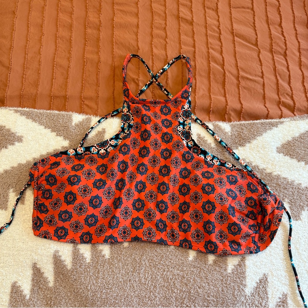 Patterned halter Swim Suit Top